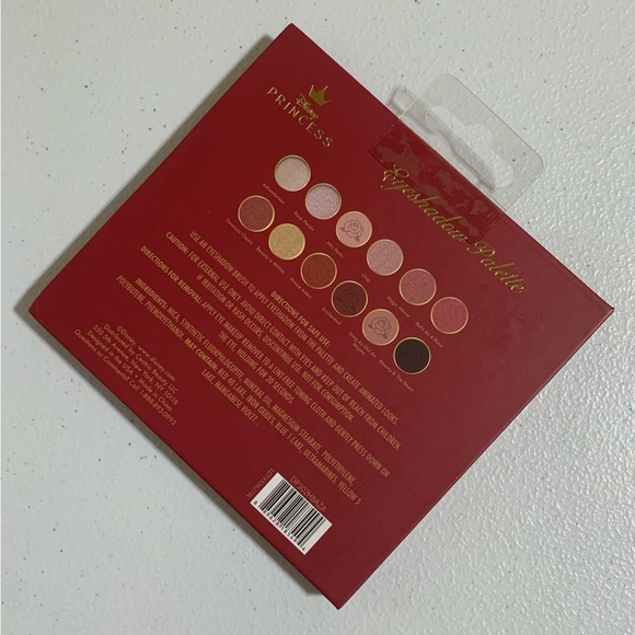 Disney Beauty and the Beast Princess Belle Eyeshadow Palette-New - Picture 6 of 9